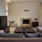 Villa Kthma Tzhka - *