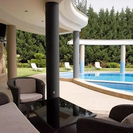 别墅 Kthma Tzhka - Villa Elassona *