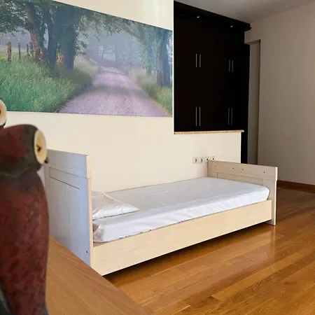 In Elassona-βίλα στην * Elassona