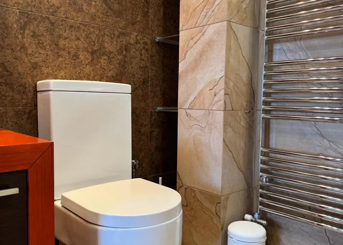 Vilă Kthma Tzhka - *