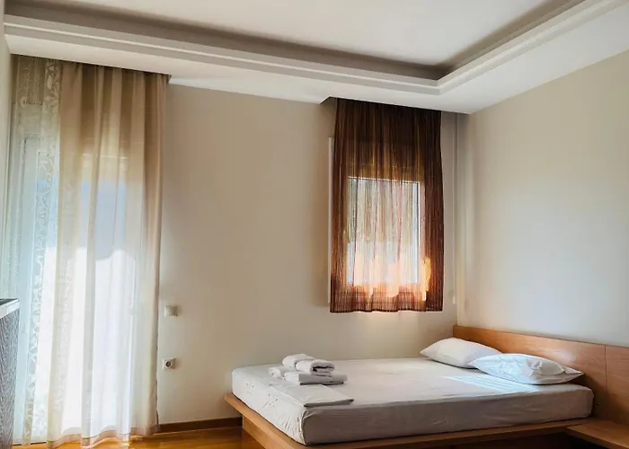 Vilă Kthma Tzhka - *