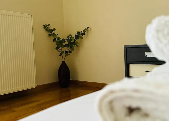 빌라 Kthma Tzhka -